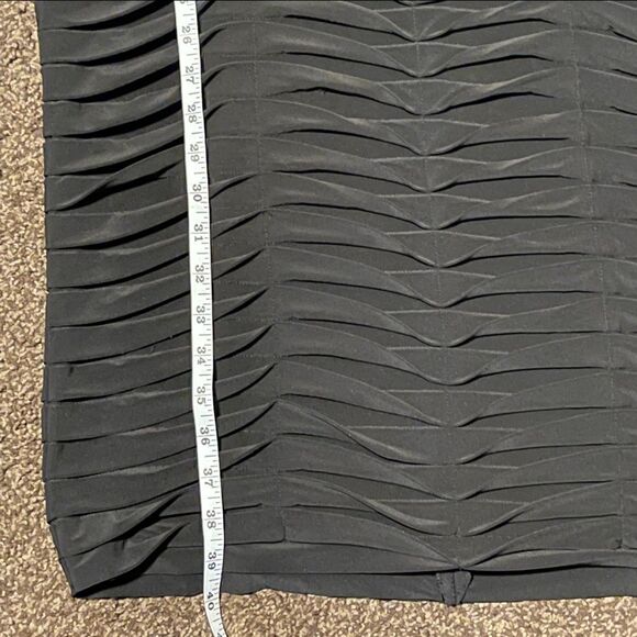 Adrianna Papell- Black Sleeveless Bandage Style Dress, Size 12 - Picture 13 of 14